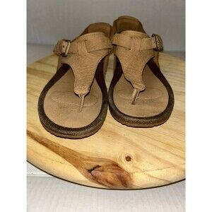 New Teva Encanta Thong Sandals Women's Tan Nubuck Leather Ankle Strap Size 9